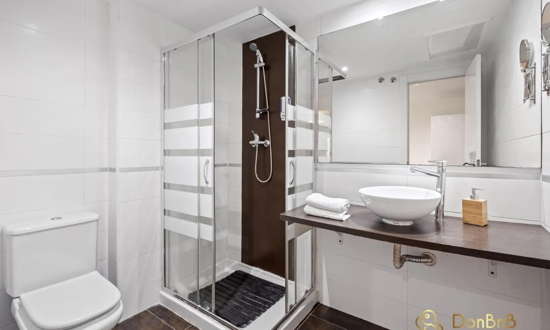 Lovely Apartment In مالقة